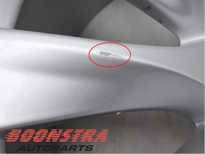 Hjul från en Tesla Model S 90D 2016