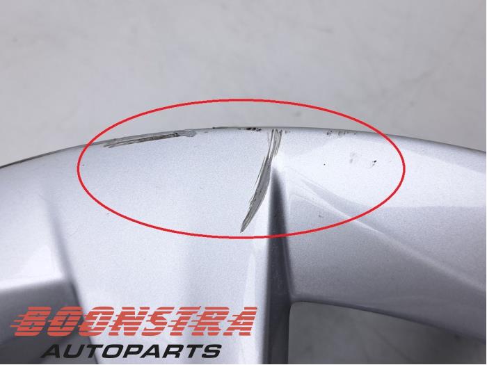 Hjul från en Tesla Model S 90D 2016