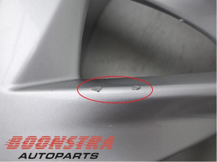 Hjul från en Tesla Model S 90D 2016