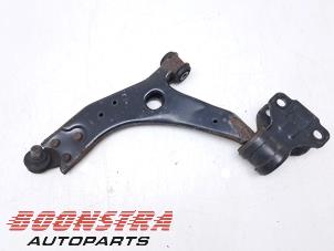 Begagnade Främre gaffelben, vänster Ford Focus 3 Wagon 1.0 Ti-VCT EcoBoost 12V 100 Pris € 24,95 Marginaltabell erbjuds av Boonstra Autoparts