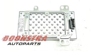 Begagnade Trådlös laddare Ford Focus 4 ST 2.3 ST EcoBoost 16V Pris € 74,95 Marginaltabell erbjuds av Boonstra Autoparts