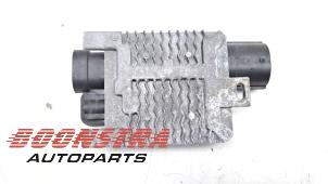 Używane Sterownik oswietlenia Ford C-Max (DXA) 1.0 Ti-VCT EcoBoost 12V 125 Cena € 24,95 Procedura marży oferowane przez Boonstra Autoparts