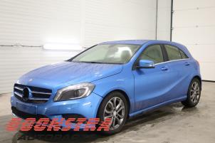 Begagnade Front (komplett) Mercedes A (W176) 1.5 A-180 CDI, A-180d 16V Pris € 2.250,00 Marginaltabell erbjuds av Boonstra Autoparts