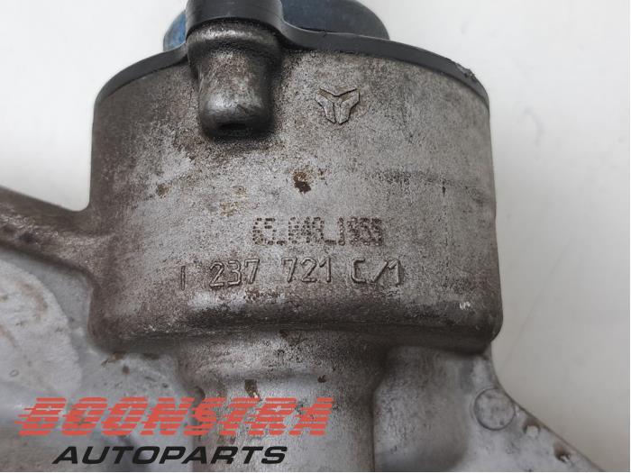 Styrbox från en Mercedes-Benz GLC Coupe (C253) 2.0 250 16V 4-Matic 2017