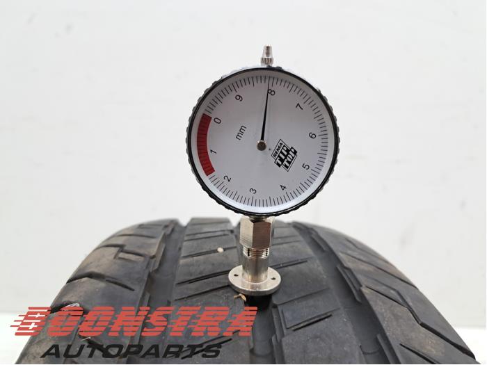 Velg + Band van een Renault Trafic (1FL/2FL/3FL/4FL) 2.0 dCi 16V 145 2022