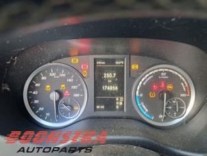Begagnade Vägmätare KM Mercedes eVito (447.6) 41/66 kWh Pris € 477,95 Inklusive moms erbjuds av Boonstra Autoparts