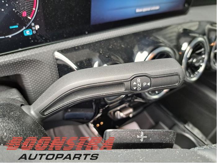 Växellåda från en Mercedes-Benz A Limousine (177.1) 1.3 A-180 Turbo Mild Hybrid 2024