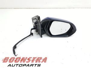 Używane Lusterko zewnetrzne prawe Toyota Yaris IV (P21/PA1/PH1) 1.5 12V Hybrid 115 Cena € 159,95 Procedura marży oferowane przez Boonstra Autoparts