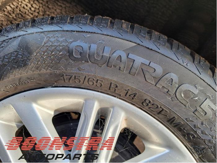 Zestaw felg sportowych + opony zimowe z Kia Picanto (JA) 1.0 DPI 12V 2023