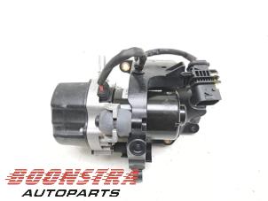 Gebruikte Vacuumpomp Rembekrachtiging Mercedes EQC (N293) 400 4-Matic Prijs € 274,95 Margeregeling aangeboden door Boonstra Autoparts