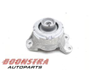 Gebruikte Motorrubber Mercedes EQC (N293) 400 4-Matic Prijs € 34,95 Margeregeling aangeboden door Boonstra Autoparts