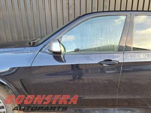 Używane Drzwi lewe przednie wersja 4-drzwiowa BMW X5 (F15) M50d 3.0 24V Cena € 649,00 Procedura marży oferowane przez Boonstra Autoparts