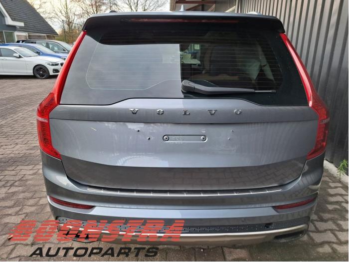 Baklucka från en Volvo XC90 II 2.0 D5 16V AWD 2015