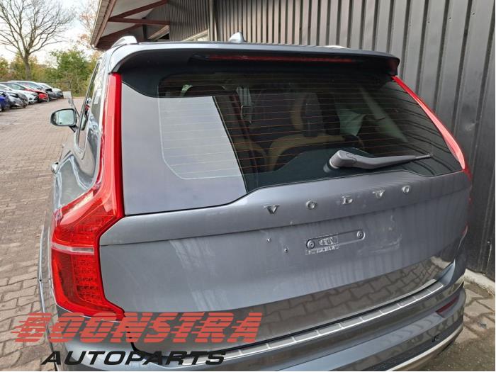 Baklucka från en Volvo XC90 II 2.0 D5 16V AWD 2015