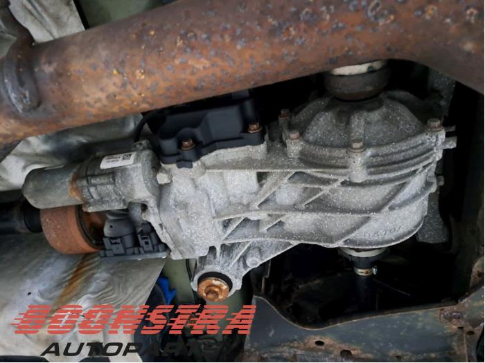 Bakre differential från en Volvo XC90 II 2.0 D5 16V AWD 2015