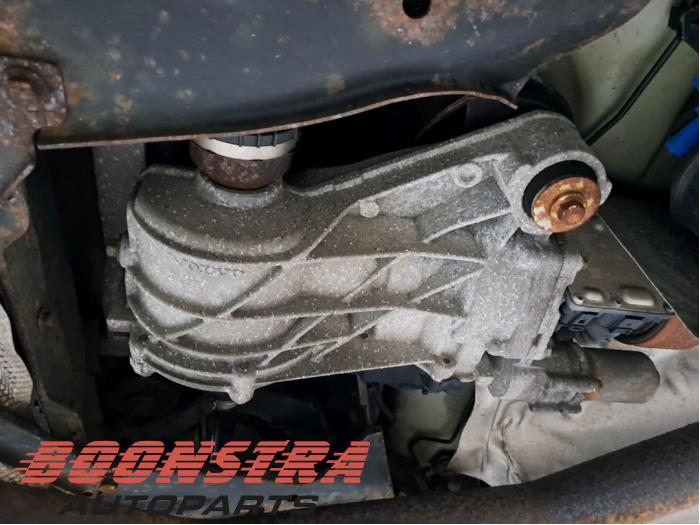 Bakre differential från en Volvo XC90 II 2.0 D5 16V AWD 2015