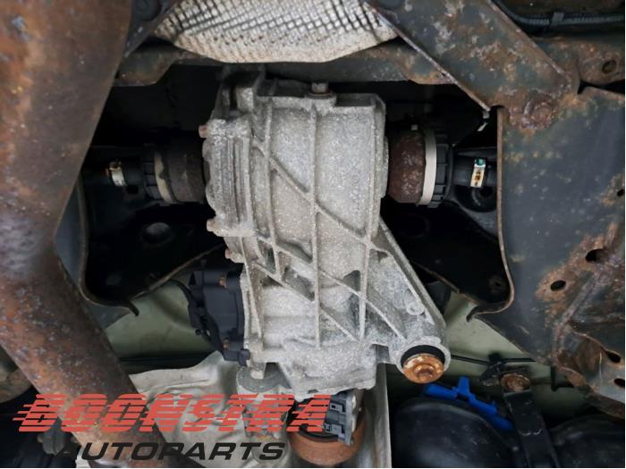 Bakre differential från en Volvo XC90 II 2.0 D5 16V AWD 2015