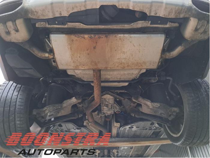 Underram från en Volvo XC90 II 2.0 D5 16V AWD 2015