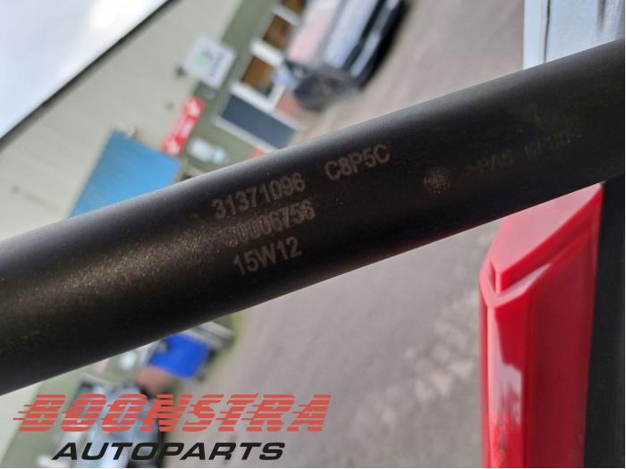 Gasfjäder, vänster bak från en Volvo XC90 II 2.0 D5 16V AWD 2015