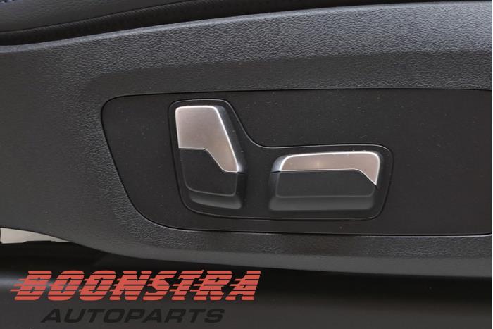 Klädsel, uppsättning (komplett) från en BMW 4 serie (G23) 420i 2.0 TwinPower Turbo 16V 2022