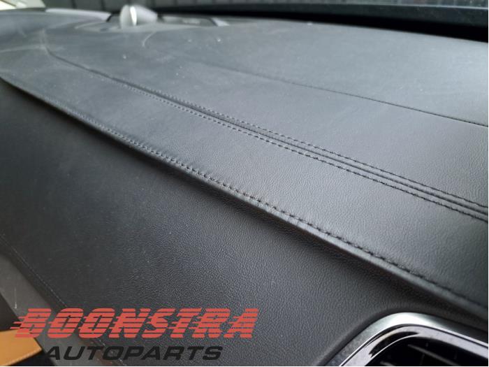 Instrumentbräda från en Volvo XC90 II 2.0 D5 16V AWD 2015