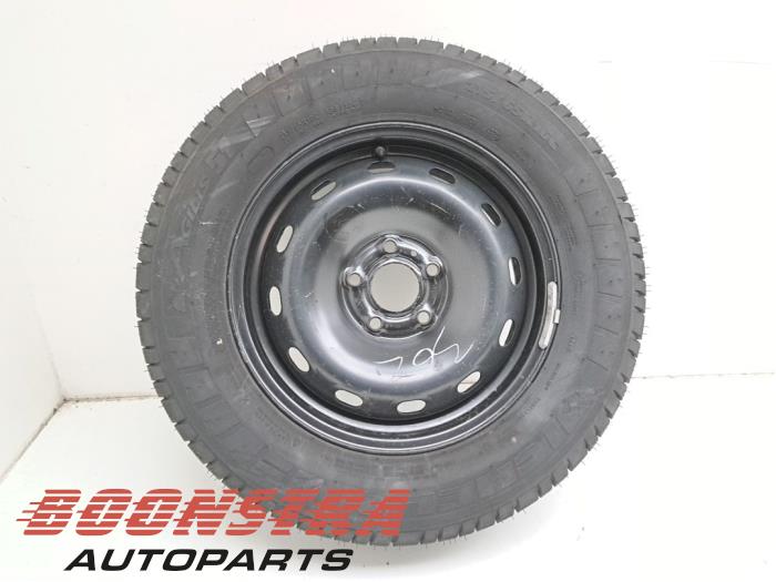 Obrecz + Opona z Renault Trafic (1FL/2FL/3FL/4FL) 2.0 dCi 16V 110 2023