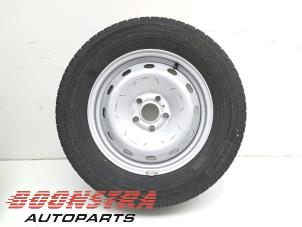 Begagnade Hjul + däck Renault Trafic (1FL/2FL/3FL/4FL) 2.0 dCi 16V 110 Pris € 59,96 Inklusive moms erbjuds av Boonstra Autoparts