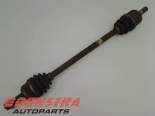 Gebruikte Steekas links-achter Hyundai Tucson (JM) 2.0 16V CVVT 4x4 Prijs € 24,95 Margeregeling aangeboden door Boonstra Autoparts