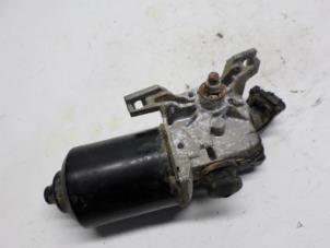 Gebruikte Ruitenwissermotor voor Mazda 6 (GG12/82) 2.0i 16V Prijs € 36,75 Margeregeling aangeboden door Autosloperij Pieper BV