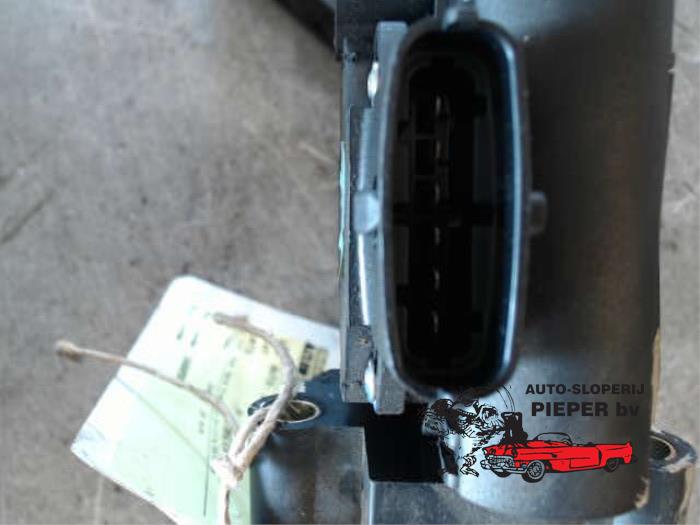 Gaspedal från en Fiat Punto II (188) 1.2 16V 2003