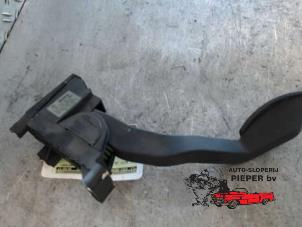 Begagnade Gaspedal Fiat Punto II (188) 1.2 16V Pris € 52,50 Marginaltabell erbjuds av Autosloperij Pieper BV