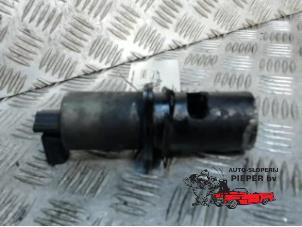 Używane Zawór EGR Renault Scénic I (JA) 1.9 dTi Cena € 52,50 Procedura marży oferowane przez Autosloperij Pieper BV