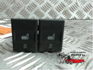 Gebruikte Stoelverwarmings Schakelaar Ford Mondeo III 2.0 16V Prijs € 21,00 Margeregeling aangeboden door Autosloperij Pieper BV