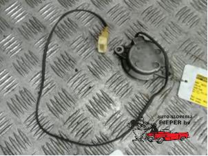 Begagnade Kamaxelsensor Volvo S40 (VS) 1.8 16V Pris € 26,25 Marginaltabell erbjuds av Autosloperij Pieper BV