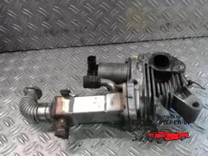 Gebruikte Uitlaat gasklep (EGR) Renault Grand Scénic II (JM) 1.9 dCi 115 Prijs € 105,00 Margeregeling aangeboden door Autosloperij Pieper BV