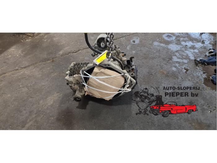 Växellåda från en Dodge Ram Van 2.8 CRD 16V Autom. 2005