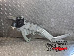 Begagnade Fönstermekanism, 2-dörrars, höger fram Opel Calibra 2.5 V6 24V Pris € 36,75 Marginaltabell erbjuds av Autosloperij Pieper BV