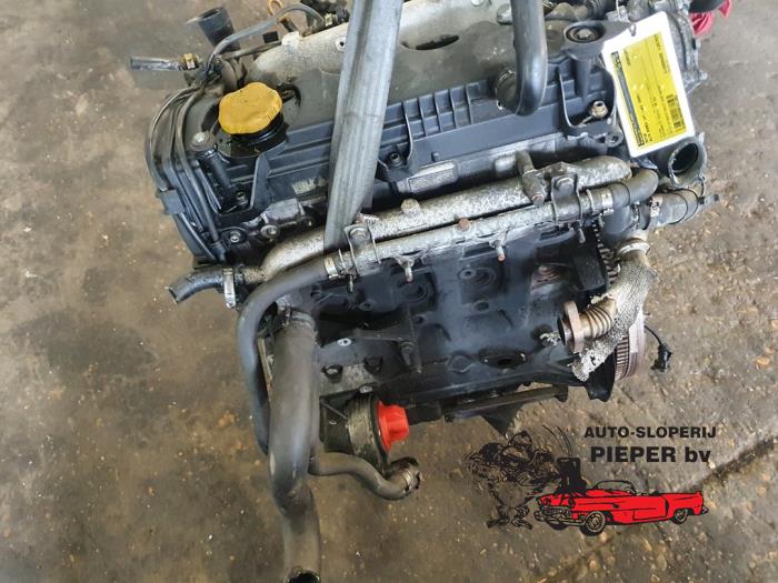 Motor van een Alfa Romeo 147 (937) 1.9 JTDM 2005