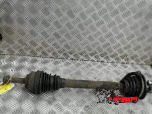 Gebruikte Aandrijfas links-voor Renault Megane (BA) 1.9D RN,RT Prijs € 36,75 Margeregeling aangeboden door Autosloperij Pieper BV