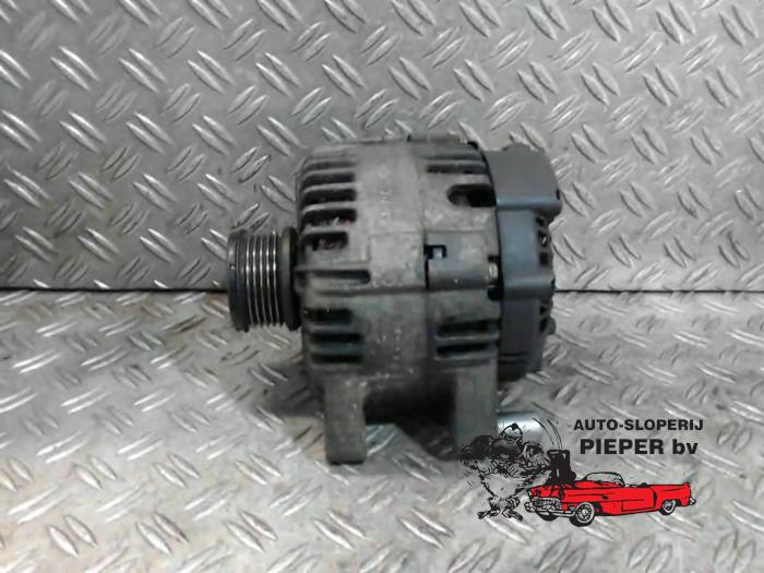 Dynamo från en Fiat Scudo (270) 2.0 D Multijet 2008