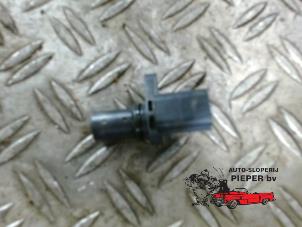 Begagnade Vevaxelsensor Mitsubishi Space Star (A0) 1.0 12V Pris på förfrågan erbjuds av Autosloperij Pieper BV