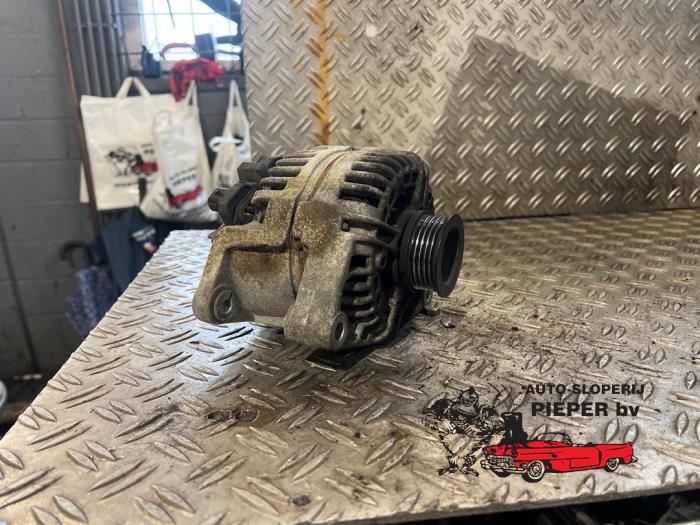 Dynamo från en Opel Corsa D 1.2 16V 2008