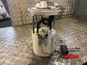 Begagnade Bensinpump Opel Corsa D 1.2 16V Pris på förfrågan erbjuds av Autosloperij Pieper BV