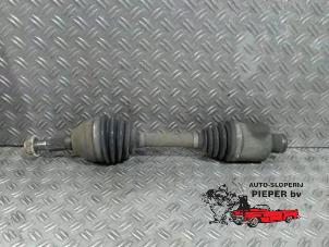 Begagnade Drivaxel, höger fram Chevrolet Captiva (C100) 2.4 16V 4x4 Pris på förfrågan erbjuds av Autosloperij Pieper BV