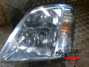 Używane Reflektor lewy Opel Meriva 1.6 Cena na żądanie oferowane przez Autosloperij Pieper BV