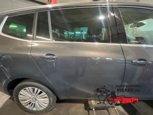 Begagnade Bakdörr, 4-dörrars, höger Opel Zafira Tourer (P12) 1.6 CDTI 16V ecoFLEX 136 Pris € 600,00 Marginaltabell erbjuds av Autosloperij Pieper BV