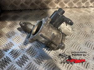 Używane Zawór EGR Volkswagen Caddy III (2KA,2KH,2CA,2CH) 1.9 TDI Cena na żądanie oferowane przez Autosloperij Pieper BV