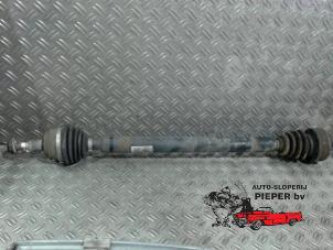Begagnade Drivaxel, höger fram Audi A3 (8L1) 1.6 Pris på förfrågan erbjuds av Autosloperij Pieper BV