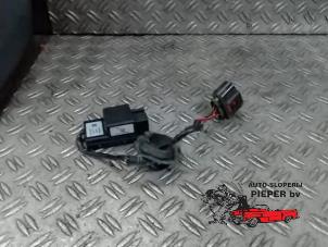 Gebruikte Brandstofpomp module Volkswagen Golf V (1K1) 2.0 FSI 16V Prijs € 31,50 Margeregeling aangeboden door Autosloperij Pieper BV