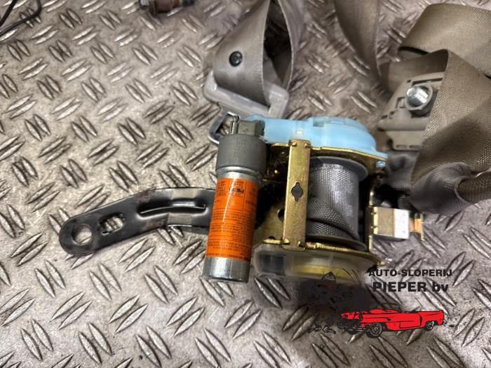 Främre säkerhetsbälte, vänster från en Kia Picanto (BA) 1.1 12V 2006